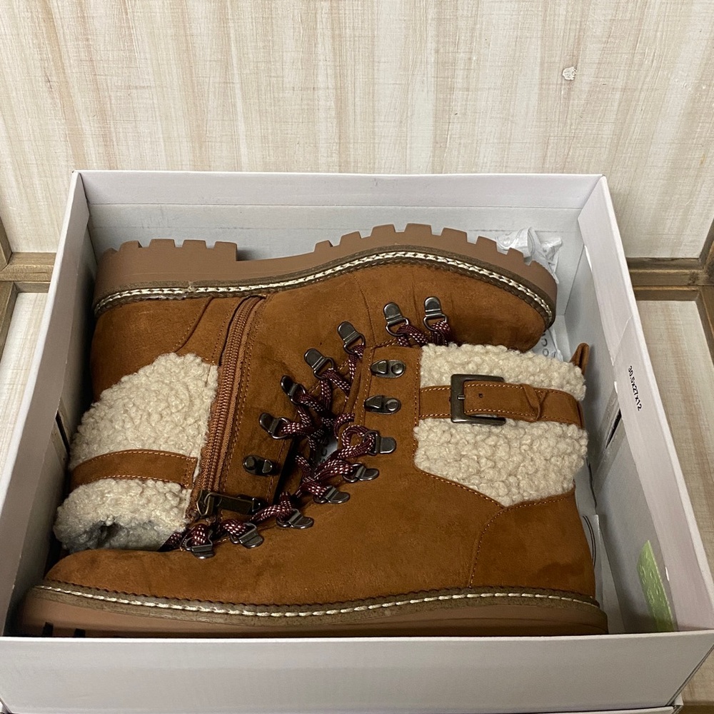 Scoop Women’s Boots - Picture 8 of 10